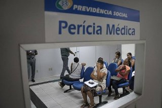 Fila da perícia médica no INSS atinge menor patamar em 34 meses com queda de 68% nos pedidos aguardando análise