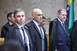 Fachin tenta acordo para conter crise no STF