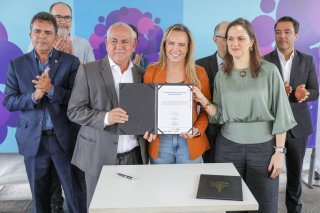 Gestão e Distrito Federal assinam doação de imóvel da União para regularização do Shopping Popular em Brasília