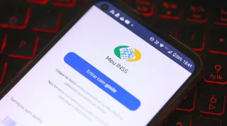 Saiba como atualizar o cadastro no INSS sem sair de casa. Siga o passo a passo