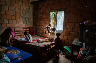 Corte ou congelamento de benefícios pode aumentar pobreza em 2,7 milhões de pessoas