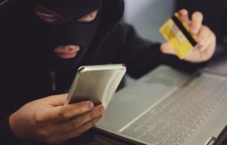 Falsários utilizam nome de bancos e do INSS para aplicar golpe