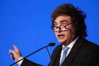 Economia da Argentina recua 1,7% em agosto sob risco de recessão