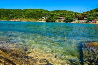Justiça manda parar obras da Prefeitura de Búzios na Praia da Tartaruga e determina recuperação ambiental
